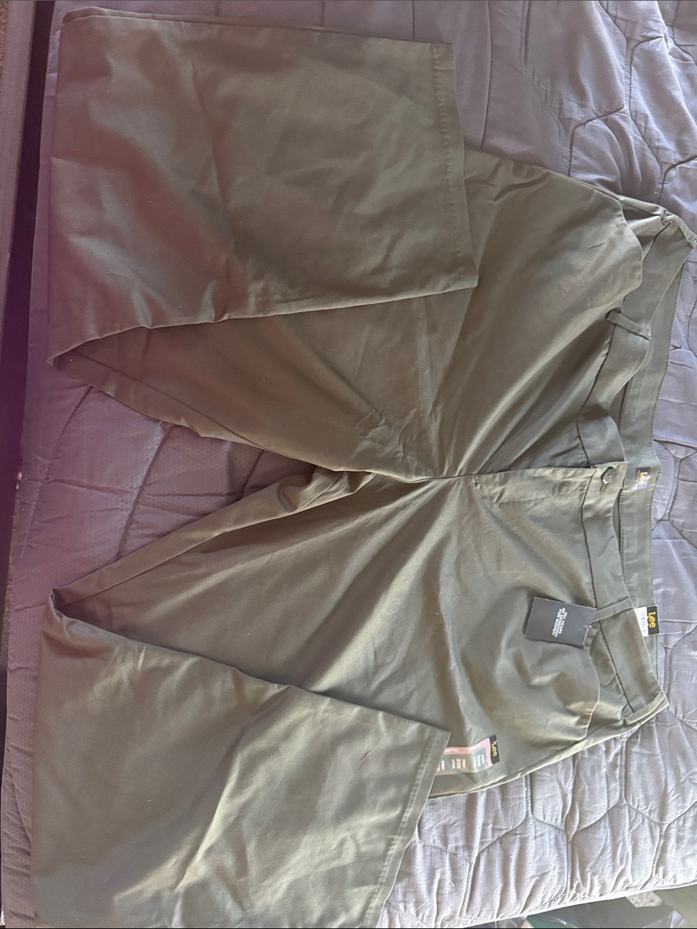 Lee Women's Straight Leg Pants in Olive Green